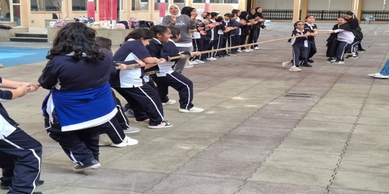 Dubai Scouts conduct training for the Brownies and Guides of Umm Suqeim School (4)