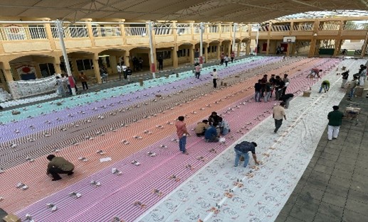 Dubai Scouts organize an Iftar gathering for workers, senior residents, and community members as part of the Year of Community initiative (6)