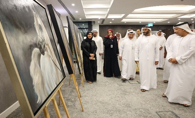 شرطة دبي ومفوضية كشافة دبي تنظمان فعالية يوم زايد للعمل الإنساني تحت شعار لمسة وفاء لزايد العطاء 1 3